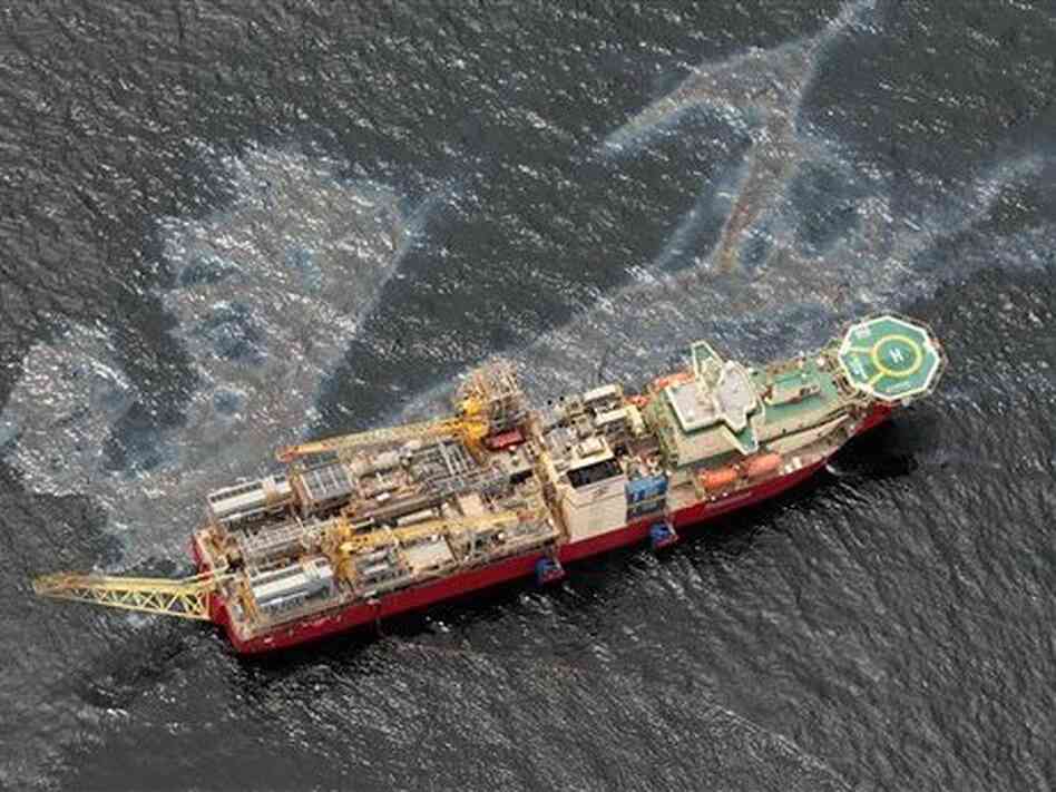 Helix Producer ship in Gulf Helix Producer ship in Gulf